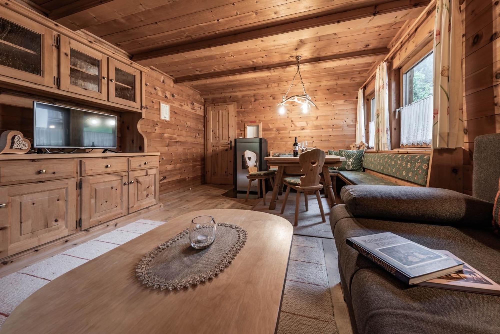 Villa Holzknechthuette Mayrhofen Esterno foto